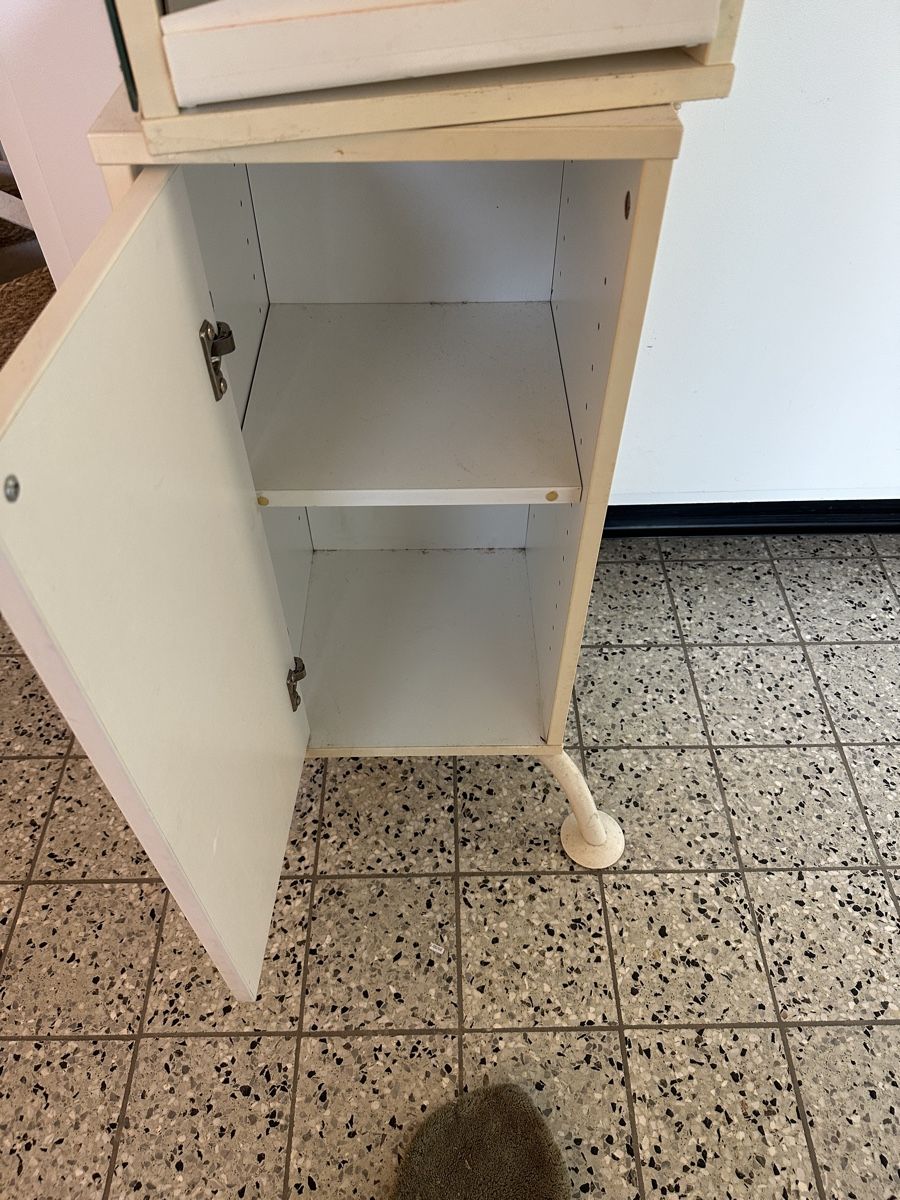 Armadietti a specchio: Spiegelschrank IKEA  – Usato da Herzogenbuchsee venduto da GyK87 5