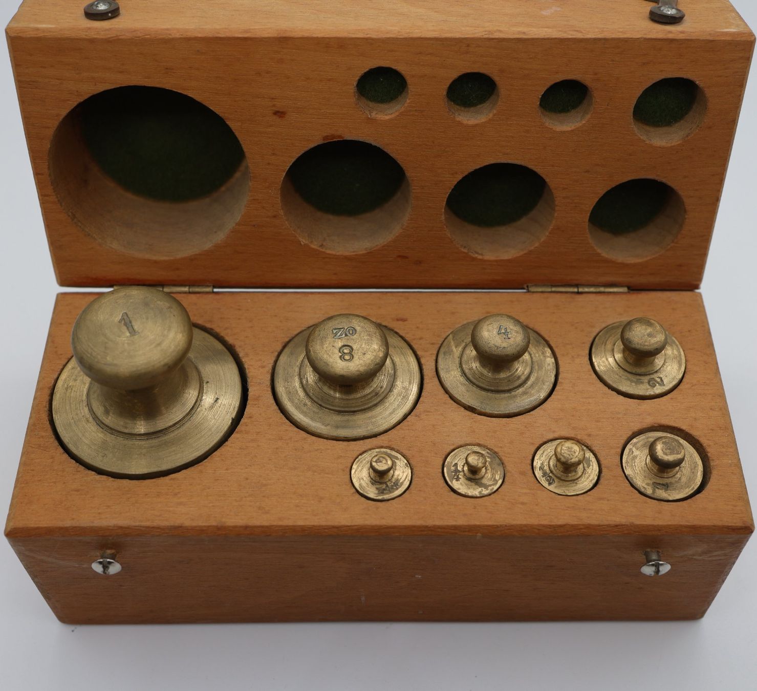 Accessori da laboratorio: Vintage-Gewichteset – Usato da Volketswil venduto da brockipfannenstil 4
