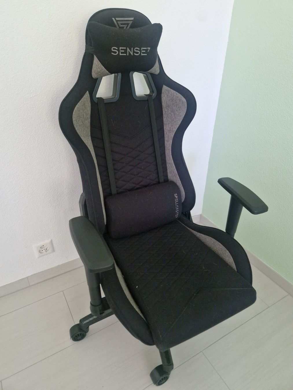Sedie: Gamingstuhl SENSE7 – Usato da Dietikon venduto da zoe_56m7