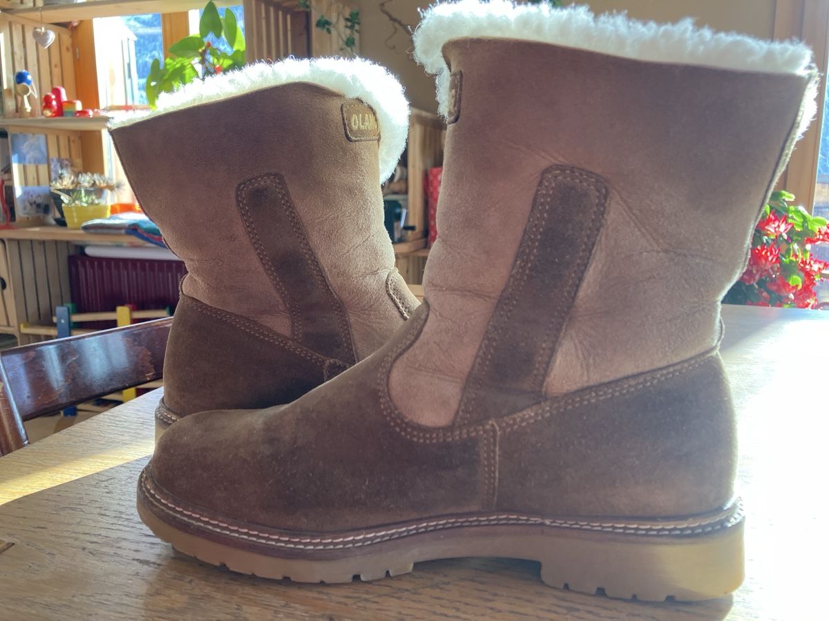 Scarpe da donna: Winterstiefel – Usato da Chateau d'Oex venduto da anicul 4