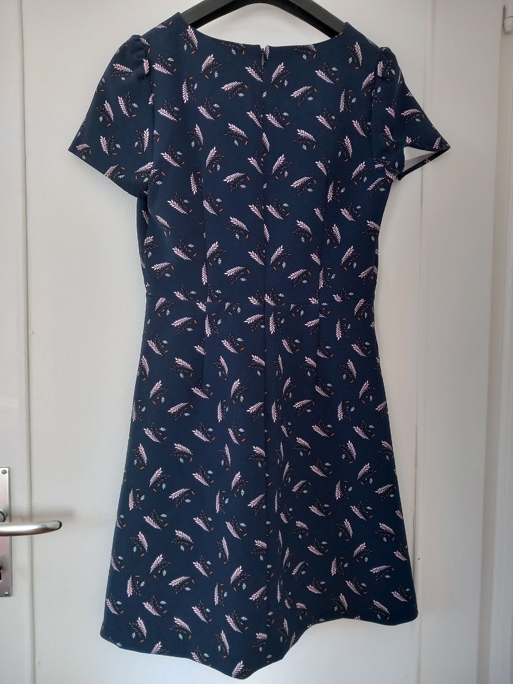 Vestiti: Robe bleu marine Loft- taille 36 – Nuovo (secondo la descrizione) da Lausanne venduto da jess090 2