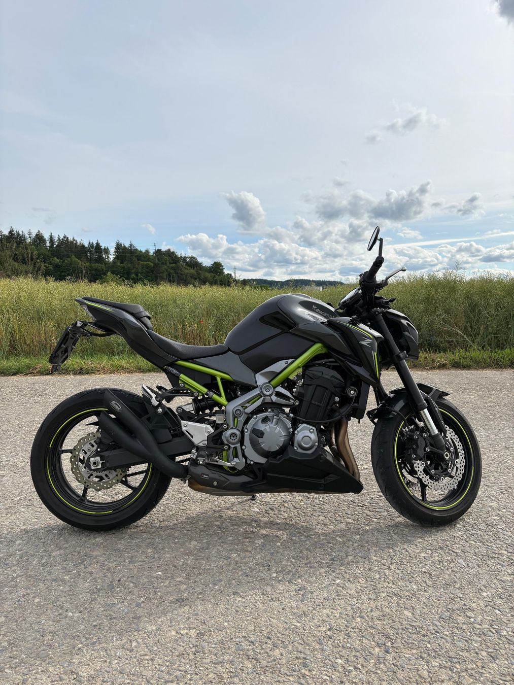 Kawasaki Strada: Kawasaki Z900 – Usato da Glattfelden venduto da ericlee1996 2