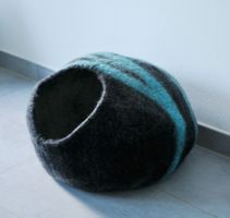 Katzenhöhle Filz Schwarz mit Türkis 45cm Katzenhaus Höhle