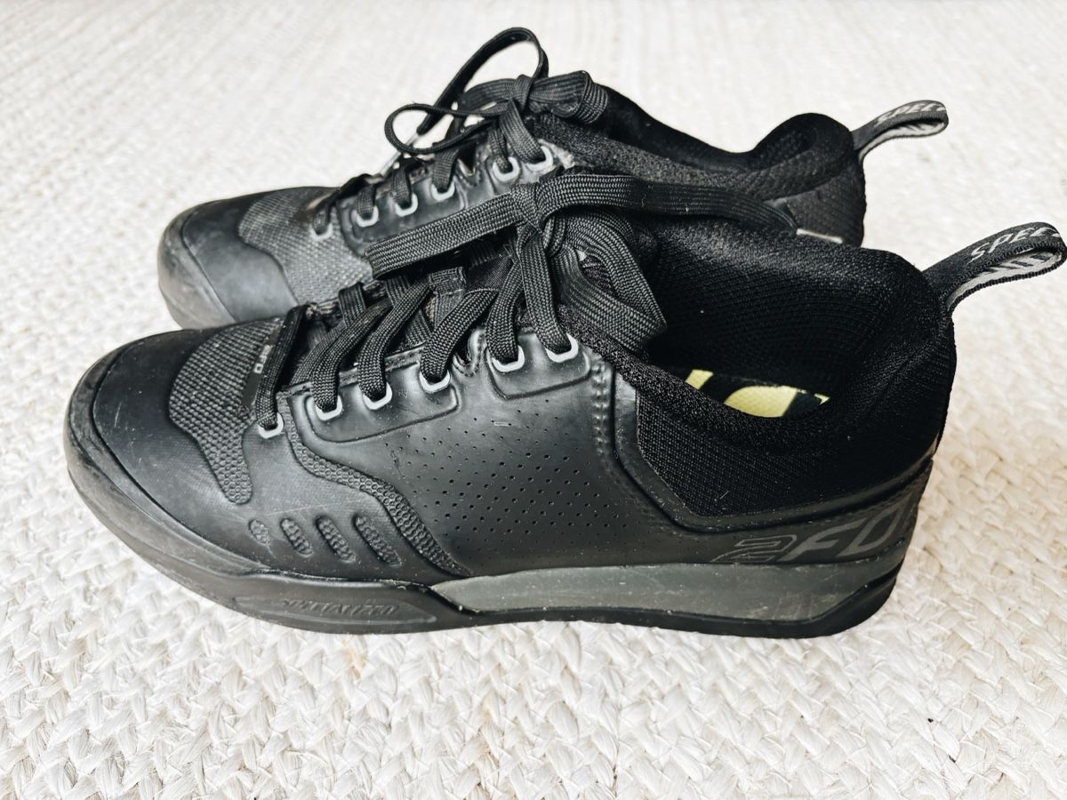 Specialized Herrenschuhe: Specialized 2FO Clip MTB Schuhe Gr. 42 – Gebraucht aus Zürich von