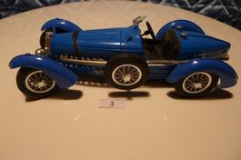 Modellauto Bugatti blau Sammlerzustand guter Zustand Typ 59