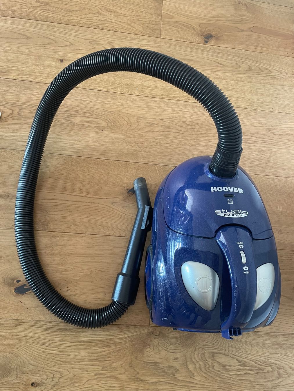 Hoover Aspirateurs & Accessoires: Staubsauger – Défectueux à Fislisbach par arse