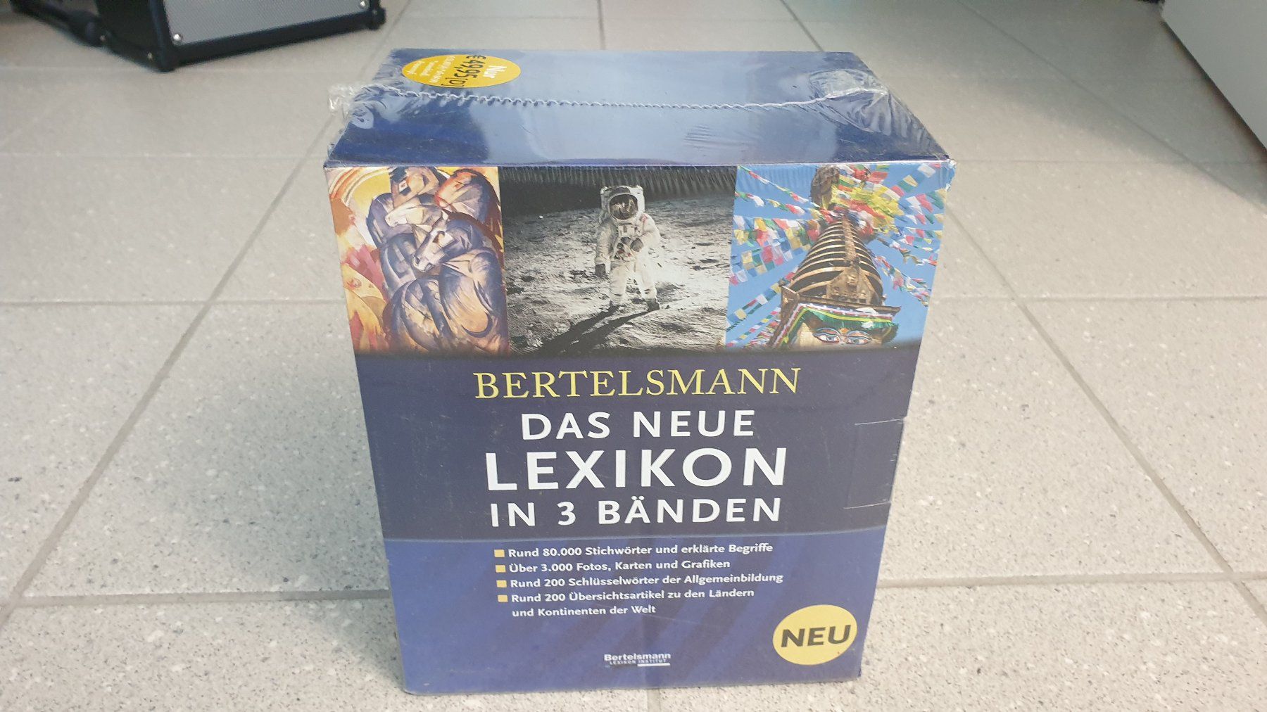 Libri: Bertelsmann - Das neue Lexikon in 3 Bänden – Nuovo e nell'imballaggio originale da Stäfa venduto da Supertramp73
