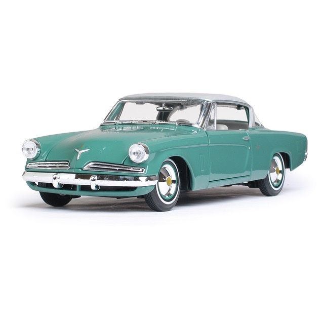 Maisto Modellini d'auto: Maisto 1/18 Studebaker Starliner 1953 – Nuovo e nell'imballaggio originale da Bettens venduto da Thejoshuatree 1