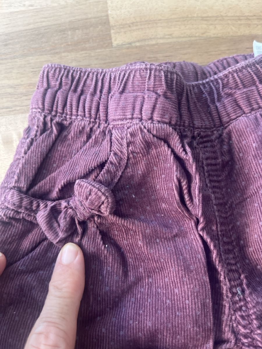 H&M Hosen: H&M Cordhose Gr 74 violett – Gebraucht aus Basel von HugChristine 1