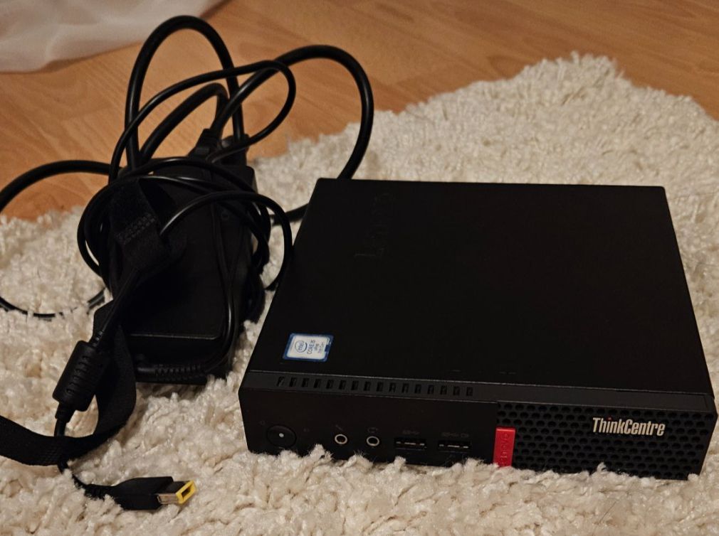 Lenovo PCs: Lenovo m710q Windows 11 mini PC – Gebraucht aus Widnau von PlayTechTown