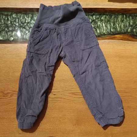 Hose Grösse 86 