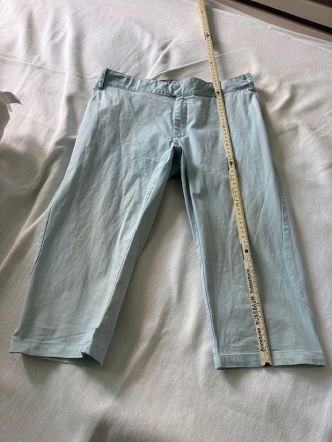 Peak Performance Pantaloni: Hose Damen hellblau PeakPerformance, 3/4-Hose – Usato da Pfäffikon ZH venduto da GZHDZV 3