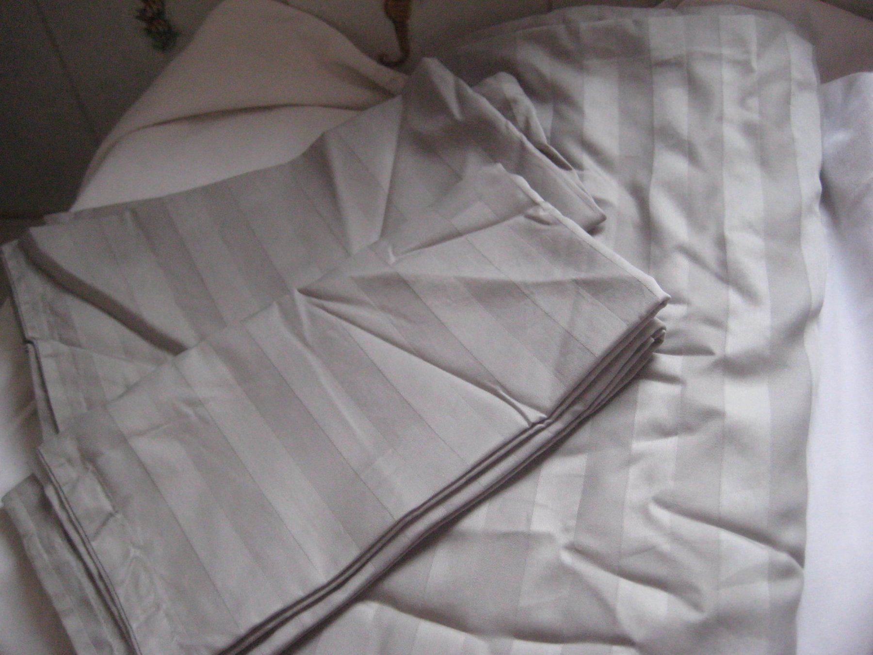 Bettwäsche: BETT  WÄSCHE  ÜBERZUG – Neu (gemäss Beschreibung) aus Uster von flocke1