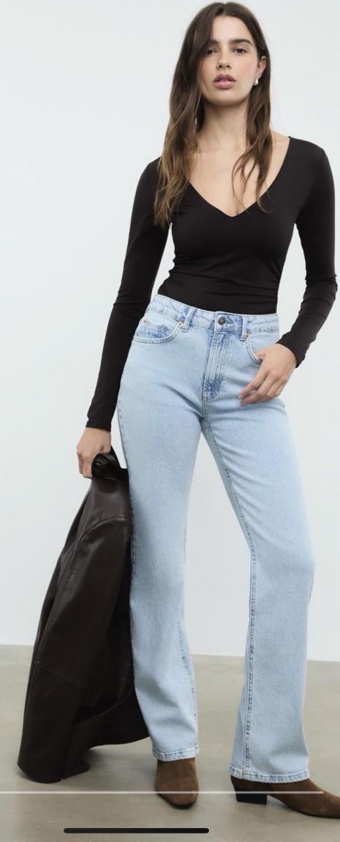 Stradivarius Jeans: Stradivarius Jeans D98, hellblau, neuwertig, Grösse 36 – Usato da Adetswil venduto da jul_qvl5 4
