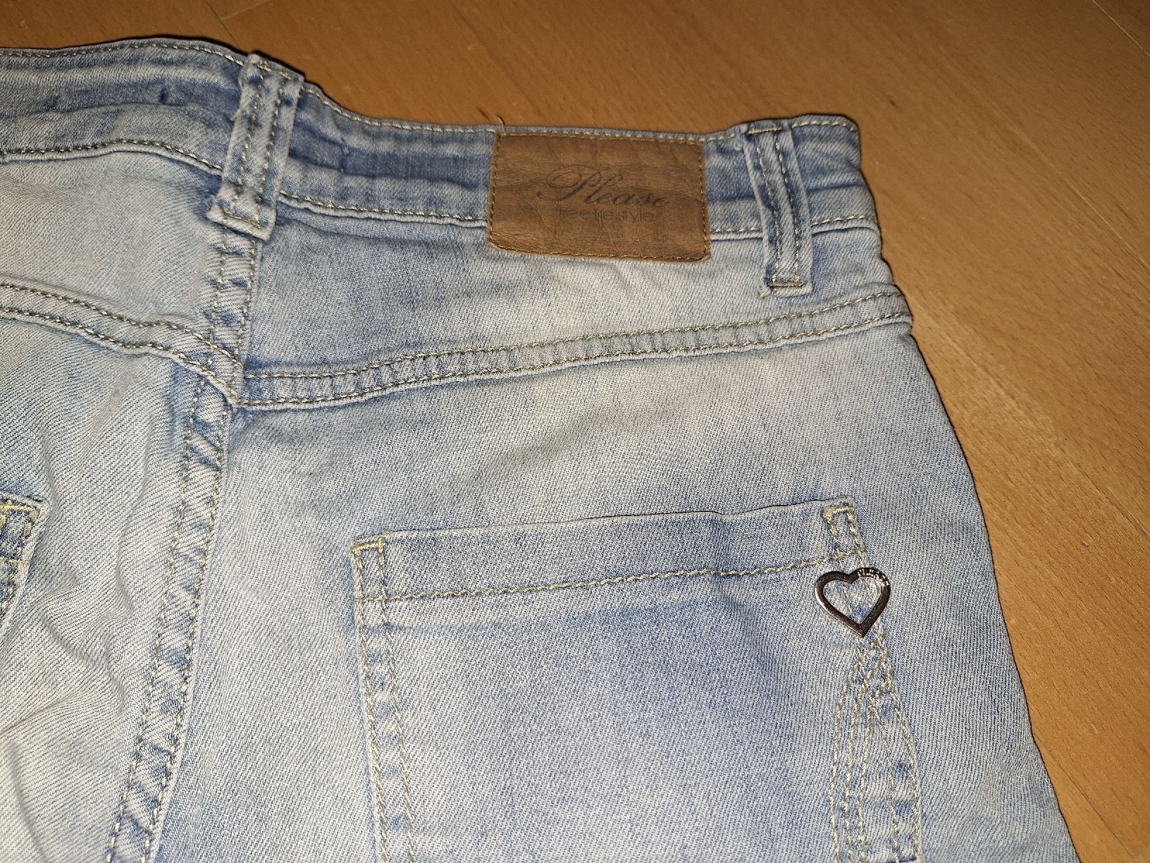 Please Jeans Jeans: Please Jeans Shorts in Gr. XS – Usato da Oberrieden venduto da man_tky9 1