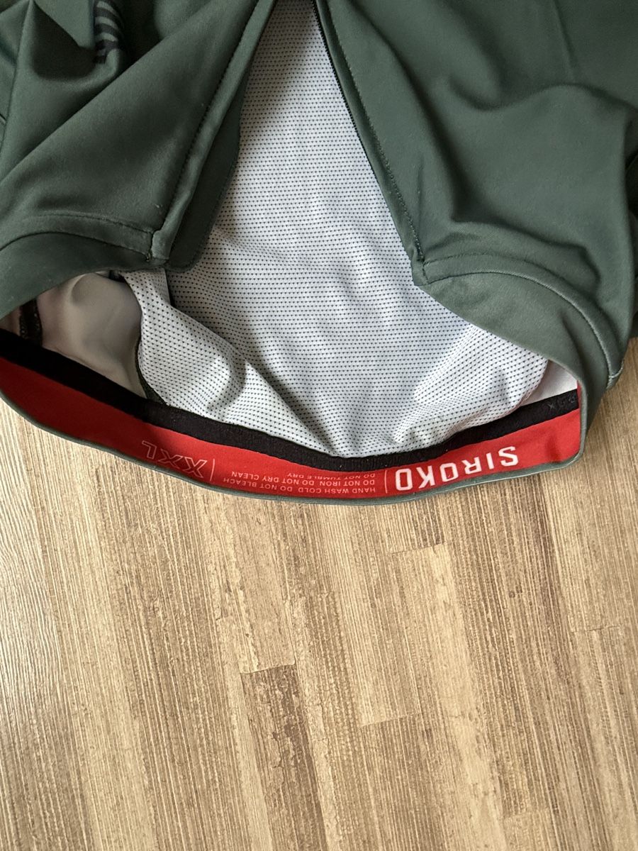 Leibchen & Hosen: Veloshirt Siroko, Grösse XXL – Gebraucht aus Schaffhausen von deda13 2