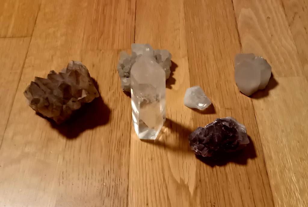 Minerali & Pietre curative: Kristall-Sammlung – Usato da Wallisellen venduto da MarlonH 2