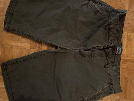 Herren Shorts Tommy Hilfiger Olivgrün Grösse 34 guter Zus...