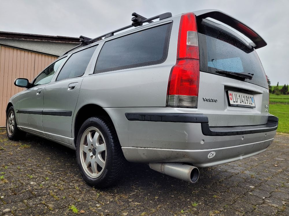 Volvo V70 2.4T AWD