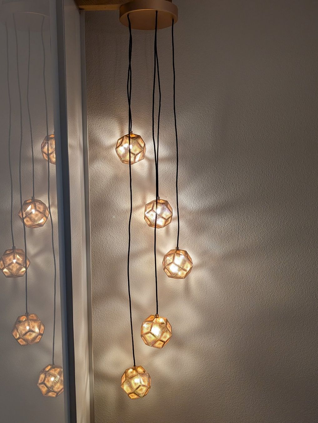 Tom Dixon Lampadari & plafoniere: TOM DIXON Etch mini Chandelier Copper – Usato da Rotkreuz venduto da CRLNSC 4
