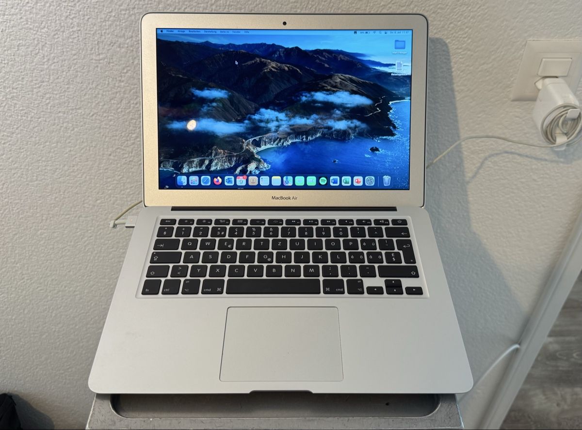 Apple Notebook: Macbook Air (13 Zoll, 2017) – Usato da Othmarsingen venduto da Mafi96
