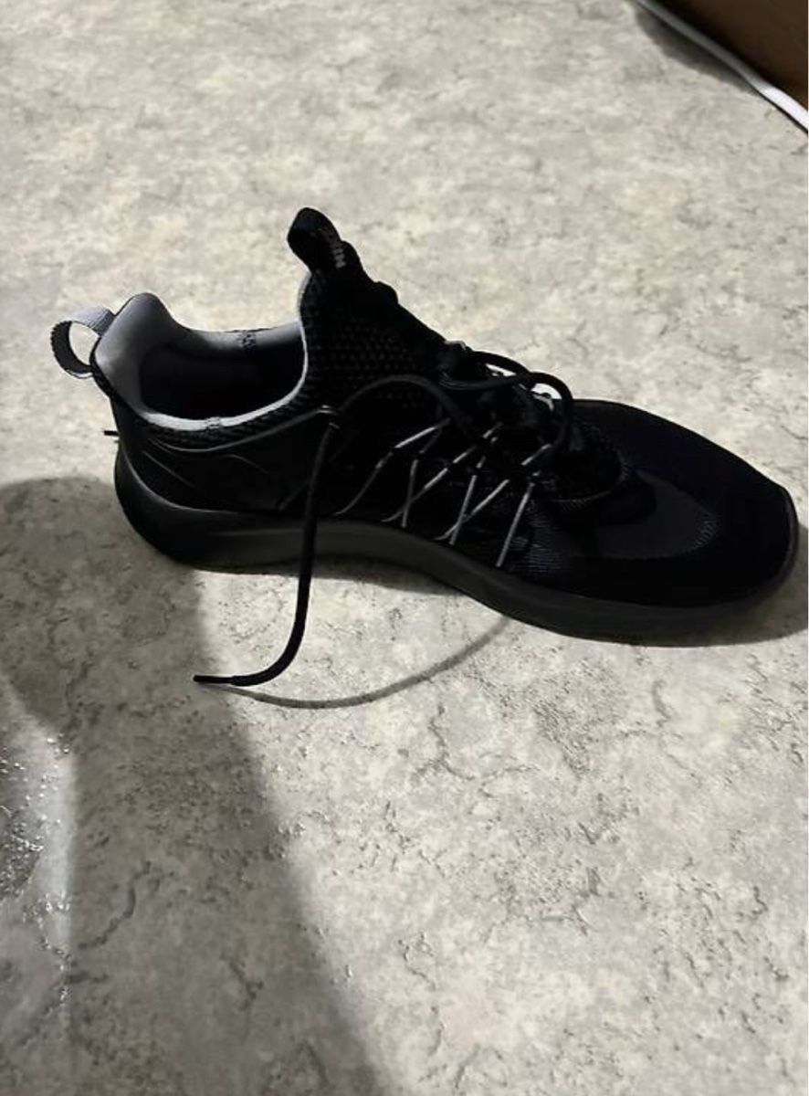 Nike Scarpe da uomo: Nike Darwin Schuhe – Nuovo (secondo la descrizione) da Ostermundigen venduto da Ruizinho1904 2