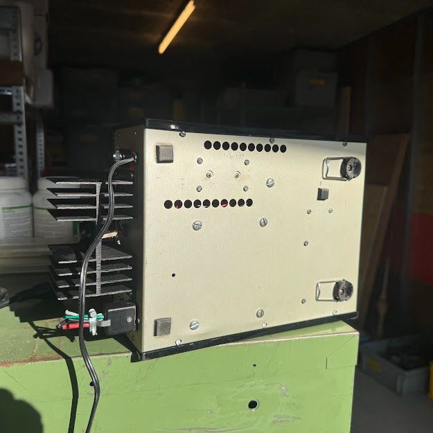 Tende : Netzteil TENTEC 252G 12 Volt 18Amp Original  TenTec – Usato da Neuenkirch venduto da JCQ 7