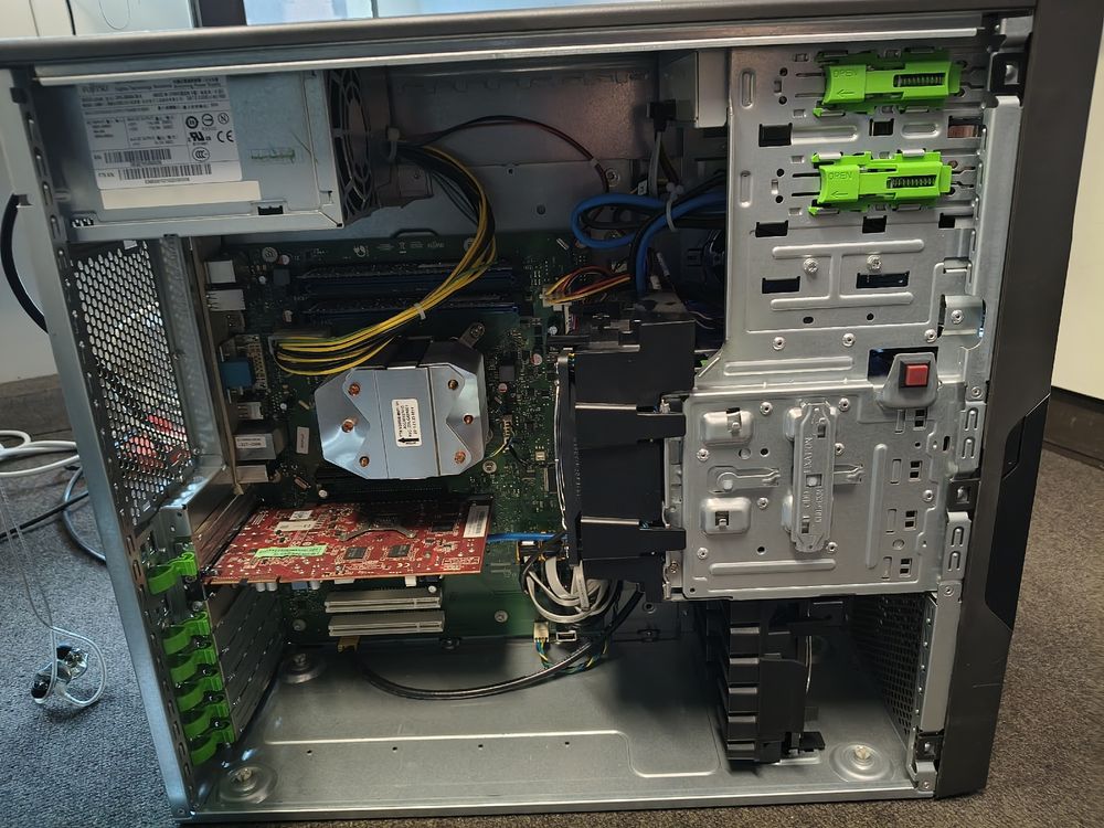 Fujitsu Tower PC used good condition 8GB Ram 256GB SSD Win10 (Gebraucht ...
