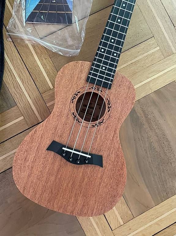 Musikinstrumente: Ukulele  – Gebraucht aus Basel von isa_sv55 1