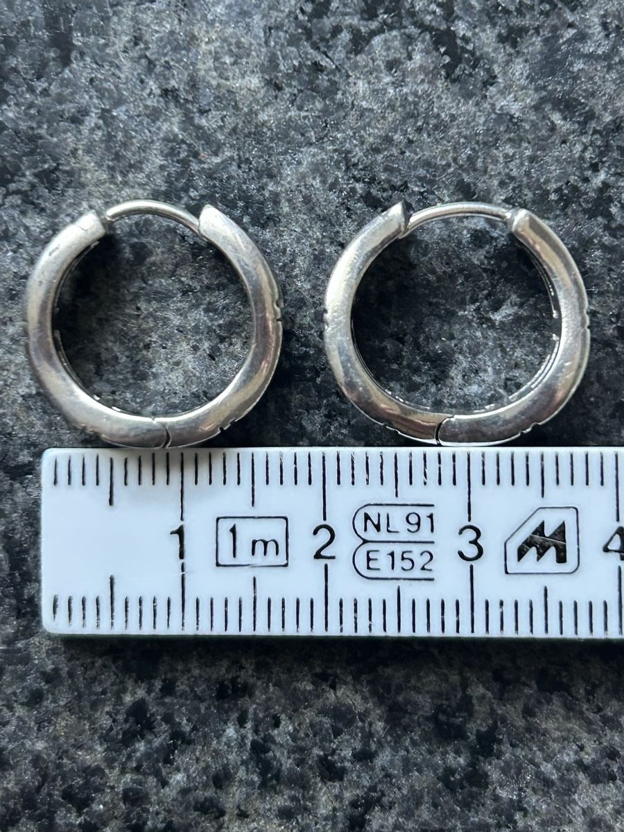 Ohrringe & -stecker: 925 Silber Klappcreolen mit geometrischem Design – Gebraucht aus Luterbach von Magnesium3 7