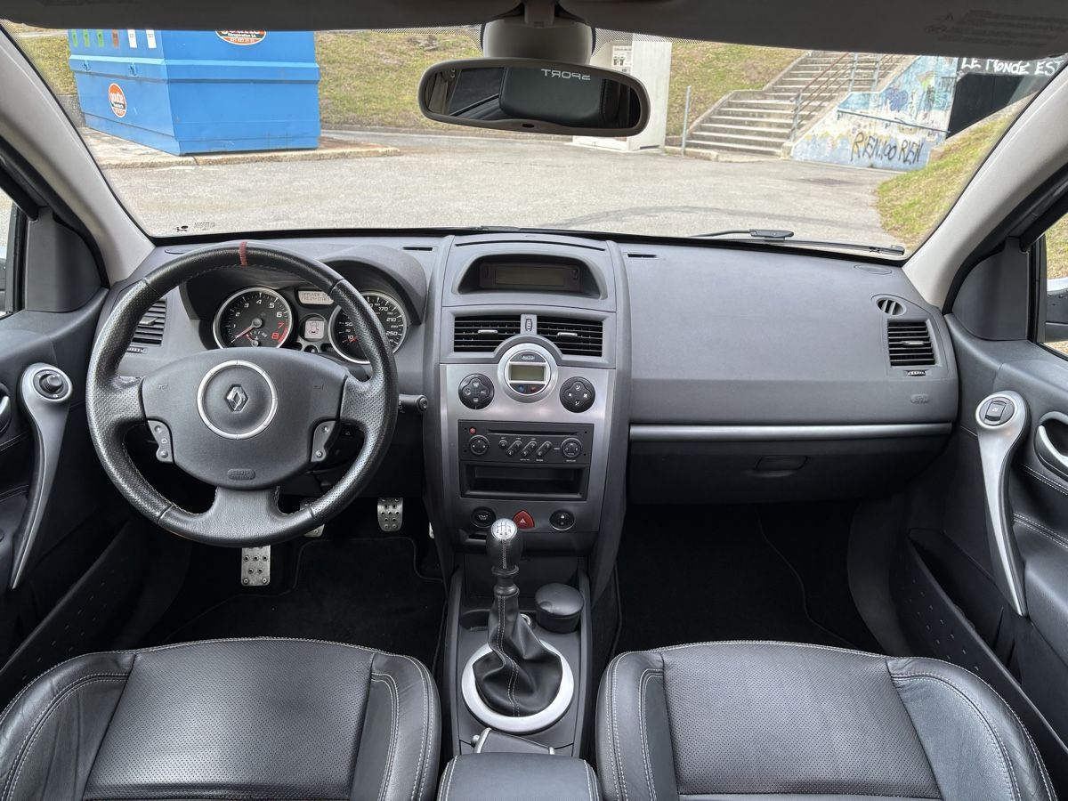 Renault Automobili: Renault Mégane 2.0 Sport – Usato da Vevey venduto da jaq_g59z 4