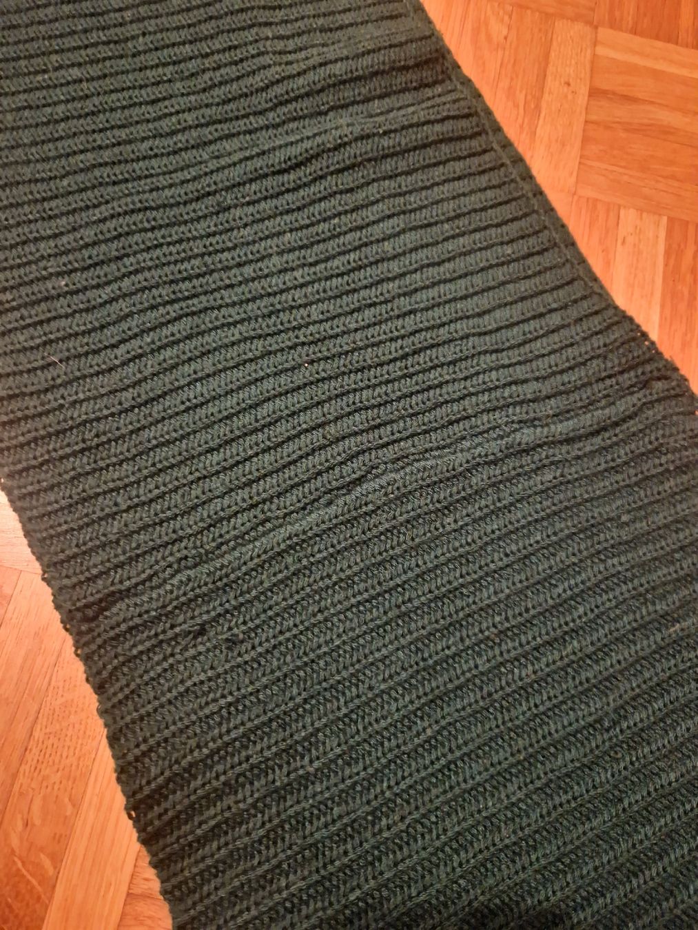 Pieces Foulard & Sciarpe: Dark Green Scarf – Usato da Allschwil venduto da IreneTu 3
