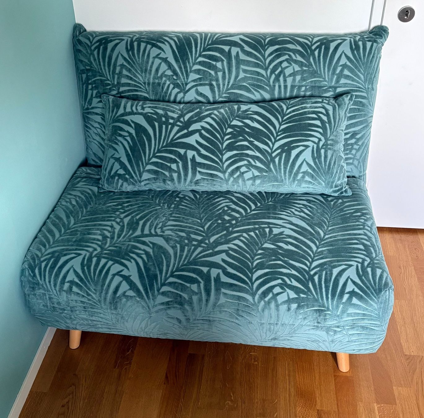 Sofas: Schlafsessel / Bettsofa – D'occasion à Münsingen par nalu25