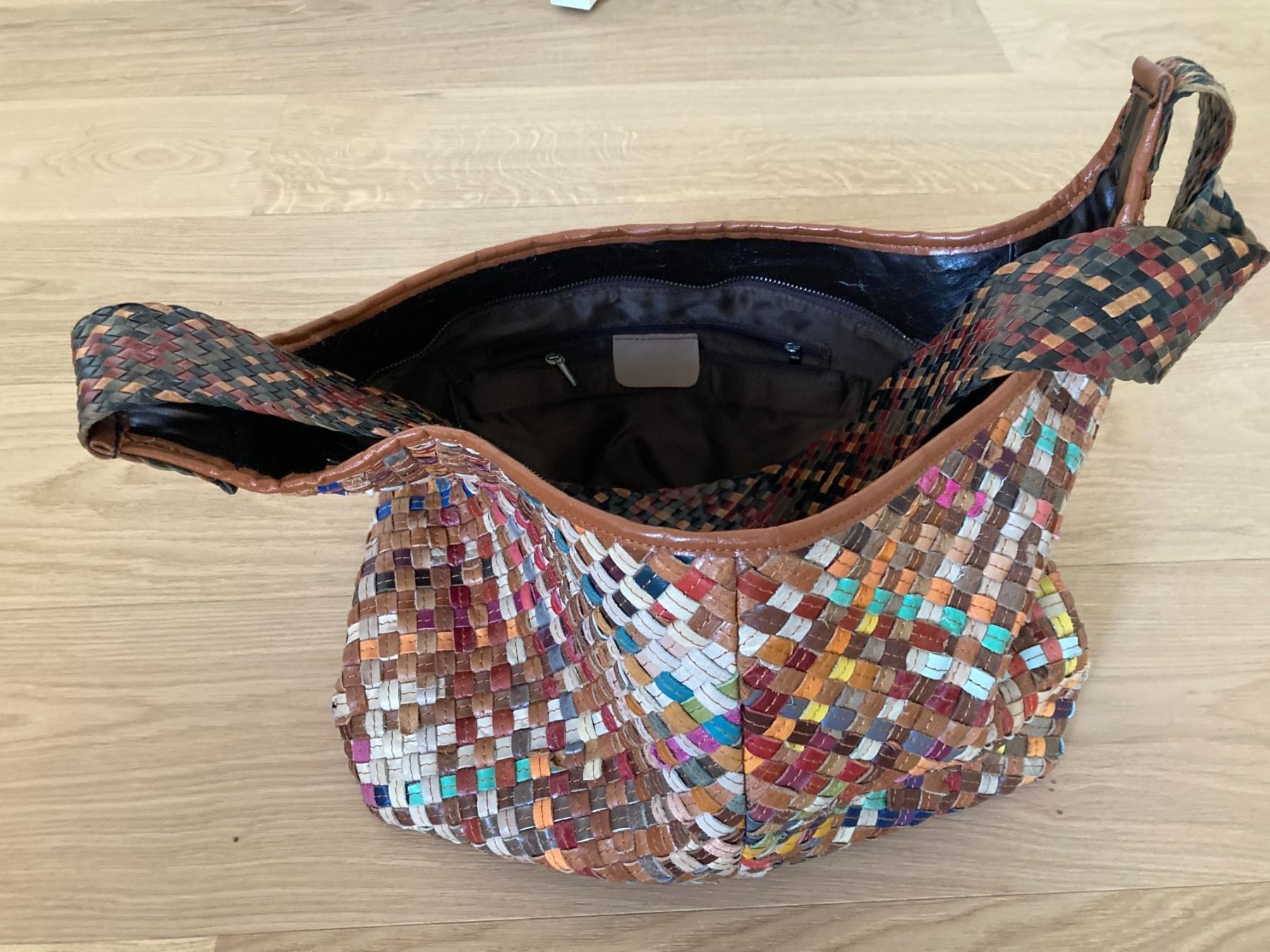 Taschen: Leder Handtasche – Gebraucht aus Würenlos von cba_b9kw