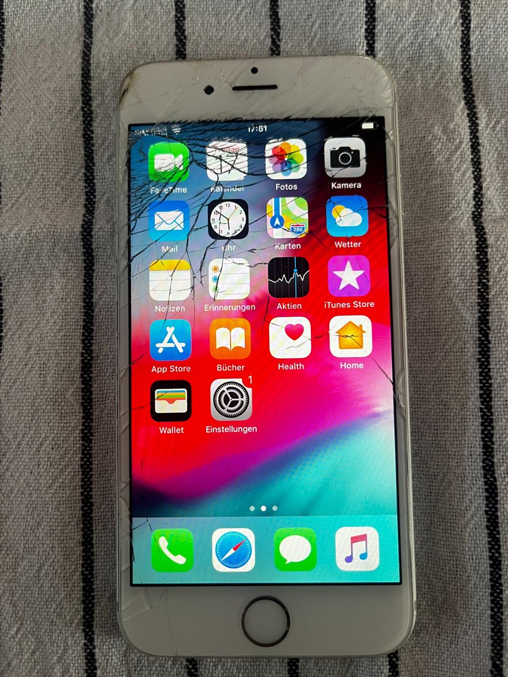 Apple Telefoni cellulari / Smartphones: Iphone 6 64 GB – Usato da Sempach venduto da Elischer
