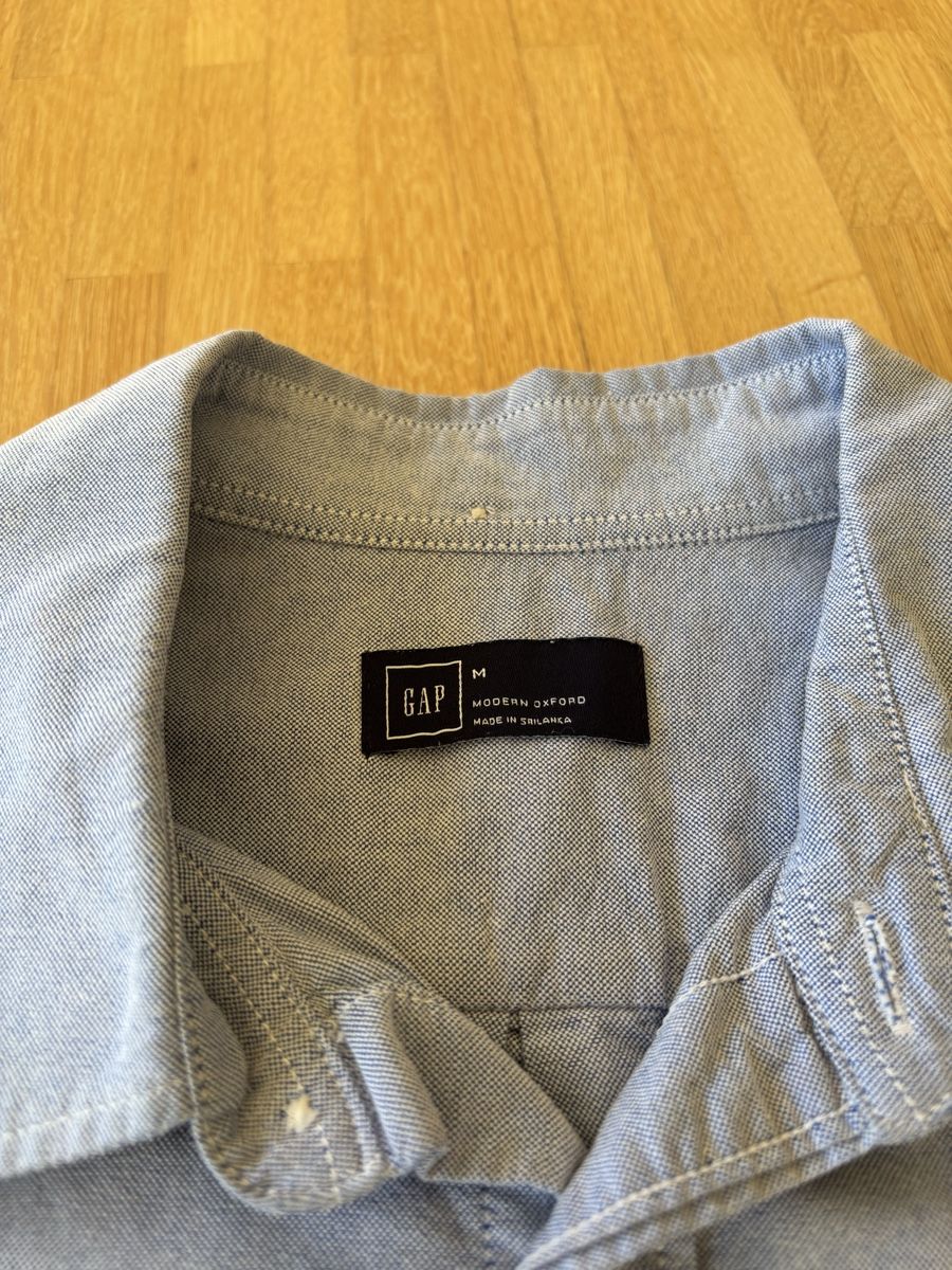 Chemises: Gap Oxford Hemd Größe Medium  – D'occasion à Kriens par T_notch 1