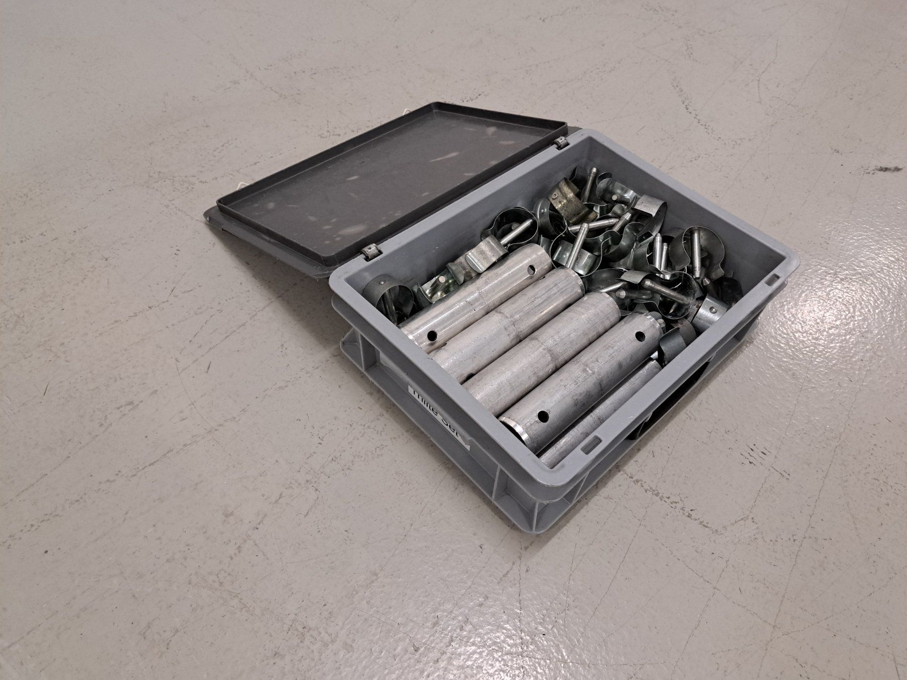 Tralicci: Trilite 3Punkt Traversen Verbinder Set 50er – Usato da Embrach venduto da lichttechnik 5
