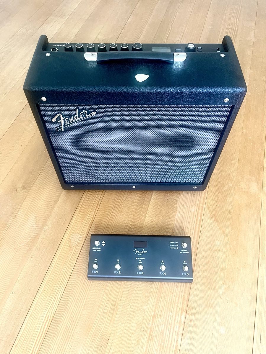 Fender Amplificatori: Fender Mustang GTX-50 plus GTX-7 Footswitch – Usato da Cham venduto da ber_h89v