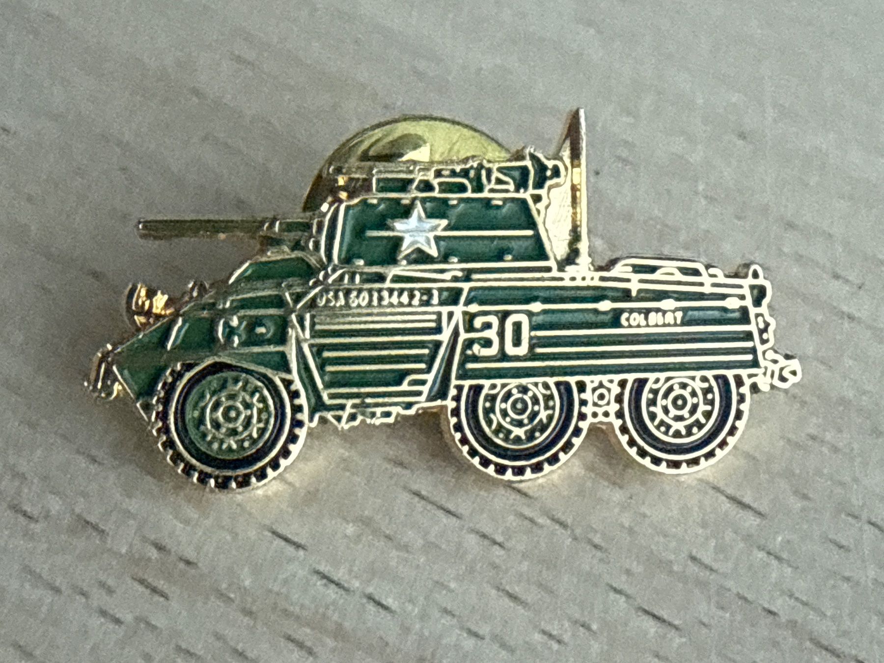 Placchette & Badge: Pin Panzer USA – Usato da Glattbrugg venduto da Schweigmatt