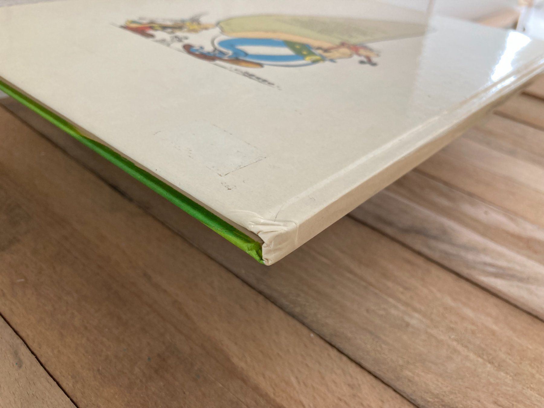 Fumetti: Asterix en latin-Apud Britannos – Usato da vaumarcus venduto da Nicolasorel 3