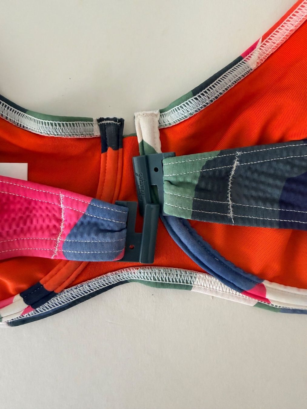Triumph Maillots de bain & Bikinis: TRIUMPH, Bikini-Top SUMMER EXPRESSION, Grösse 40E, Mehrfarbi – Neuf avec emballage d'origine à Rudolfstetten par gst_g7xl 3