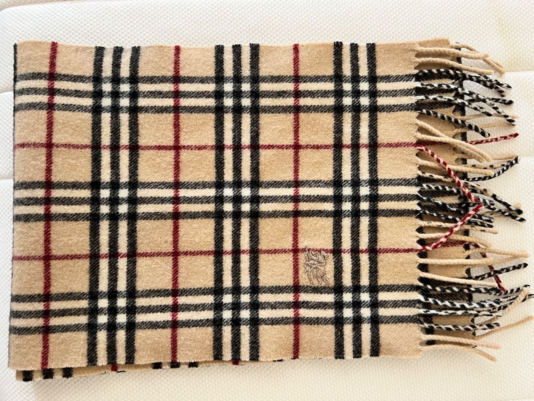 Burberry Foulard & Sciarpe: Burberry Scarf – Usato da Zürich venduto da and_y8dy 1