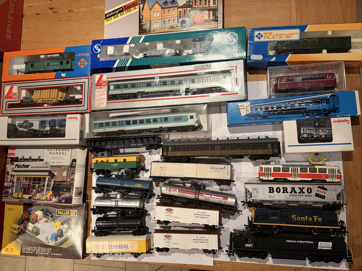 Modellini di ferrovie: Train miniature lot divers – Usato da Echallens venduto da JAR69
