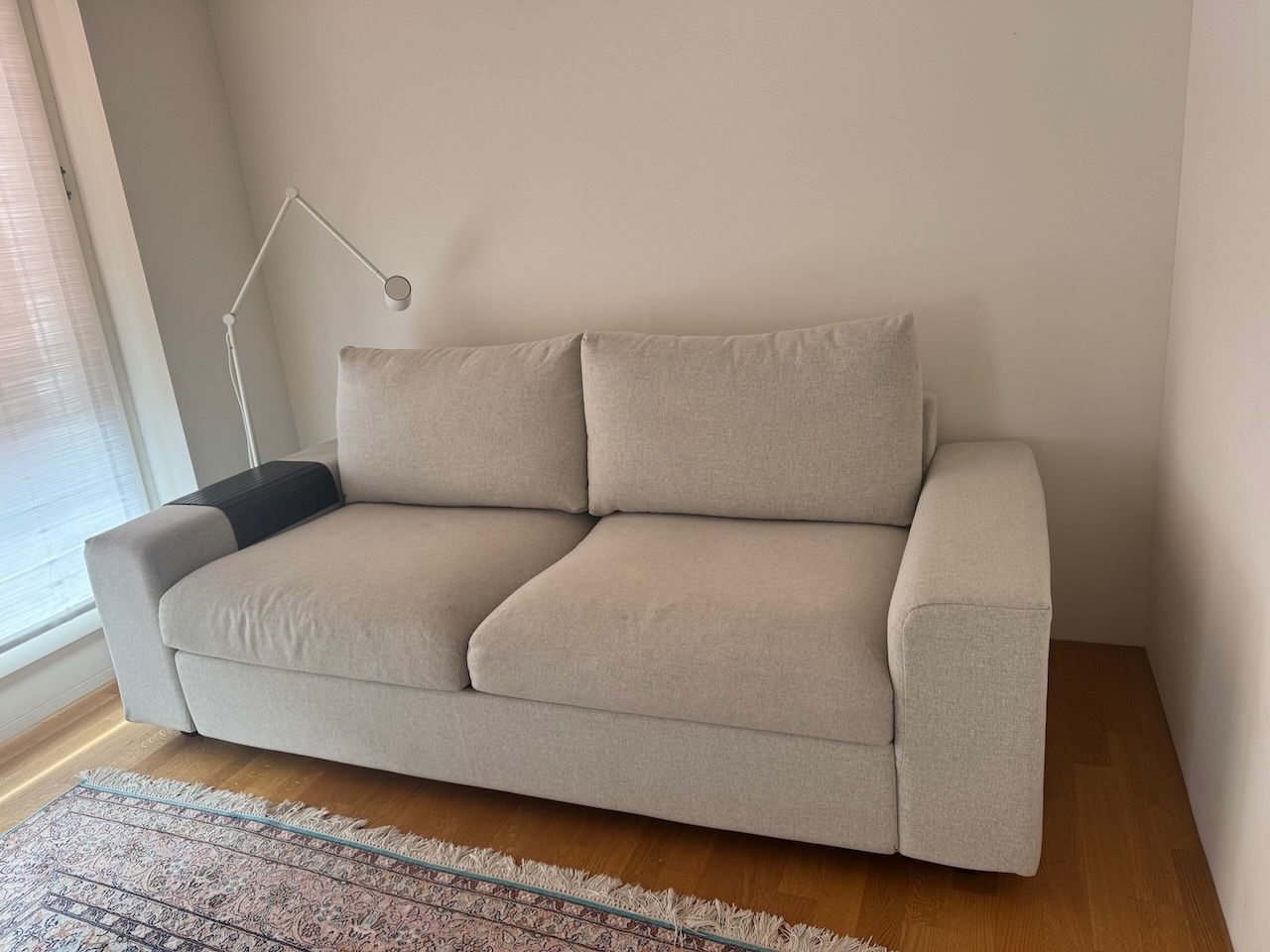 Ikea Divani: Sofa bed with wide armrests, beige – Usato da Basel venduto da vre_b5r8 1