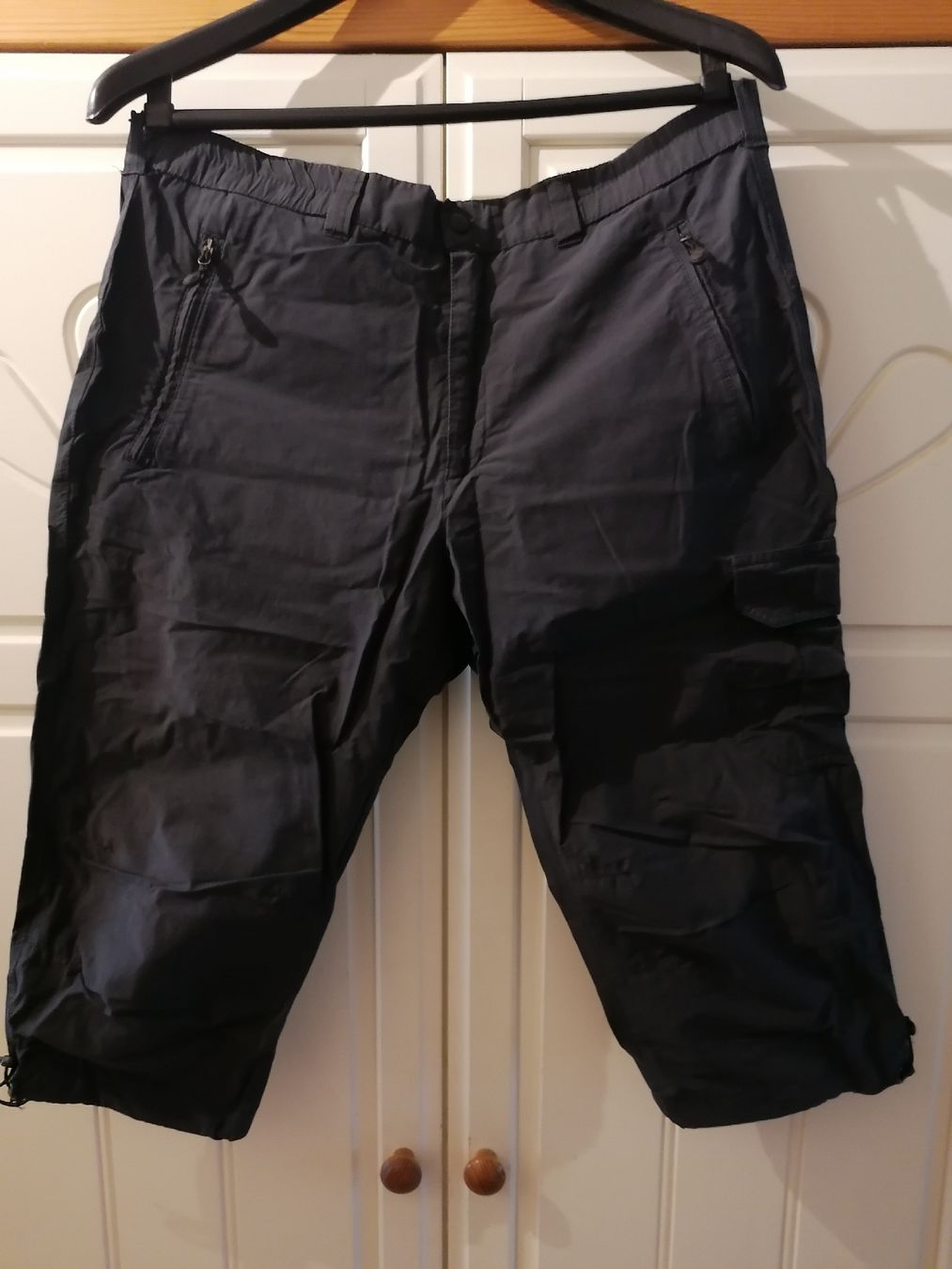 Pantaloni: KURZE HERREN Hose GRÖSSE 52 M – Nuovo (secondo la descrizione) da Pratteln venduto da ThereseZ