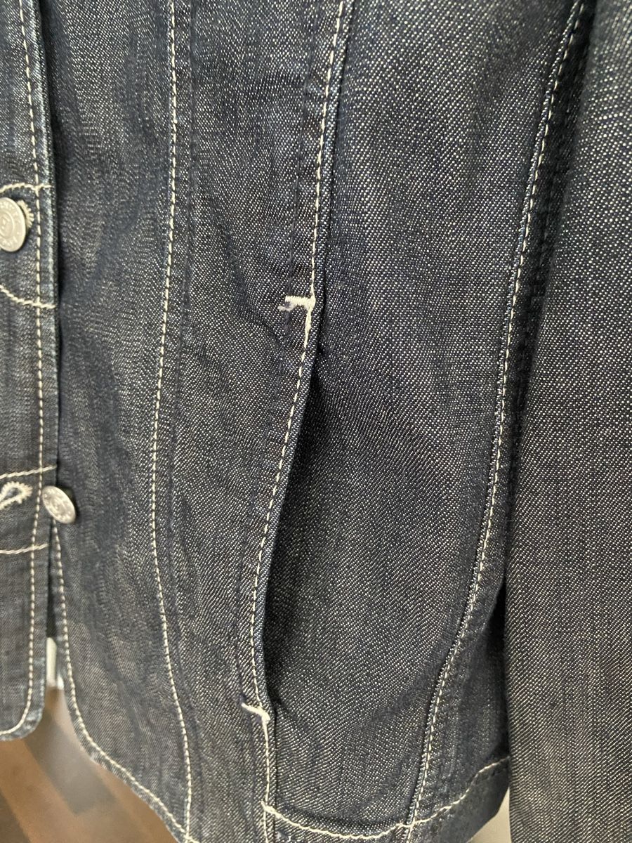 Bogner Vestes: Jeans Jacke Bogner, Grösse 40/42 – D'occasion à Stein am Rhein par Esthi.05 2