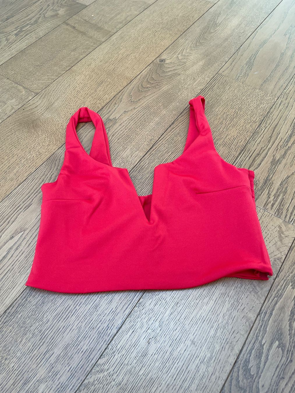 Top: Rotes Top Neu Gr S – Nuovo e nell'imballaggio originale da Bassersdorf venduto da Sandy456 1