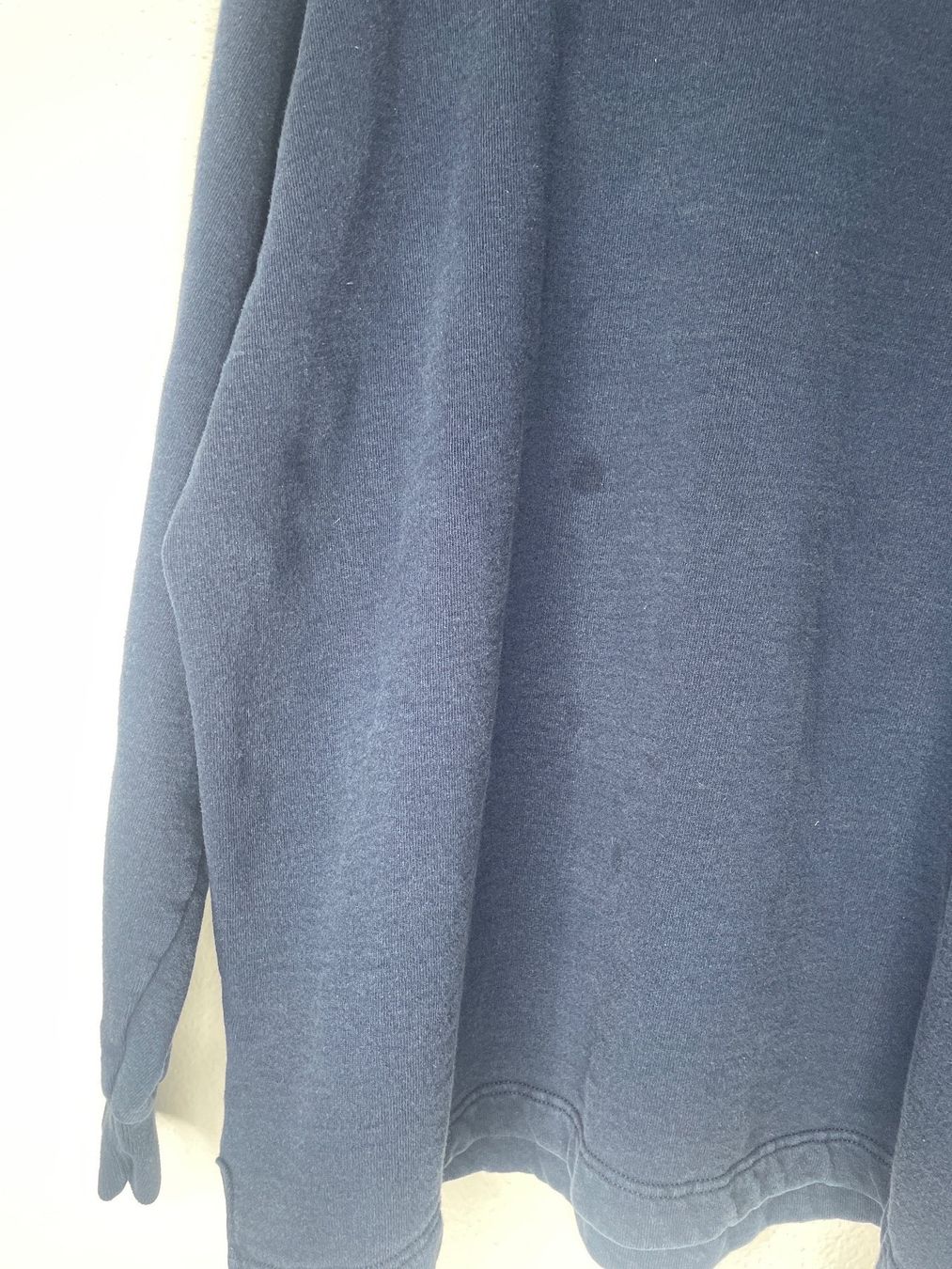 Champion Maglioni & Felpe: Champion Sweatshirt Dunkel Blau XXL – Usato da Capolago venduto da LA.BOTTEGA 4