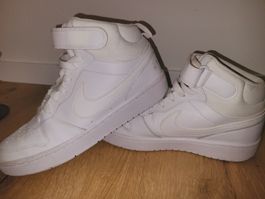 Nike Court Borough Mid 2