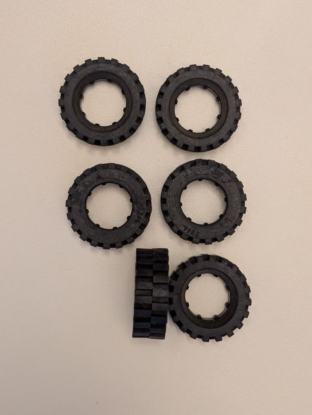 Lego Kit di costruzioni: 6x Lego Reifen Cross 2346 – Usato da Zürich venduto da pat_c76p